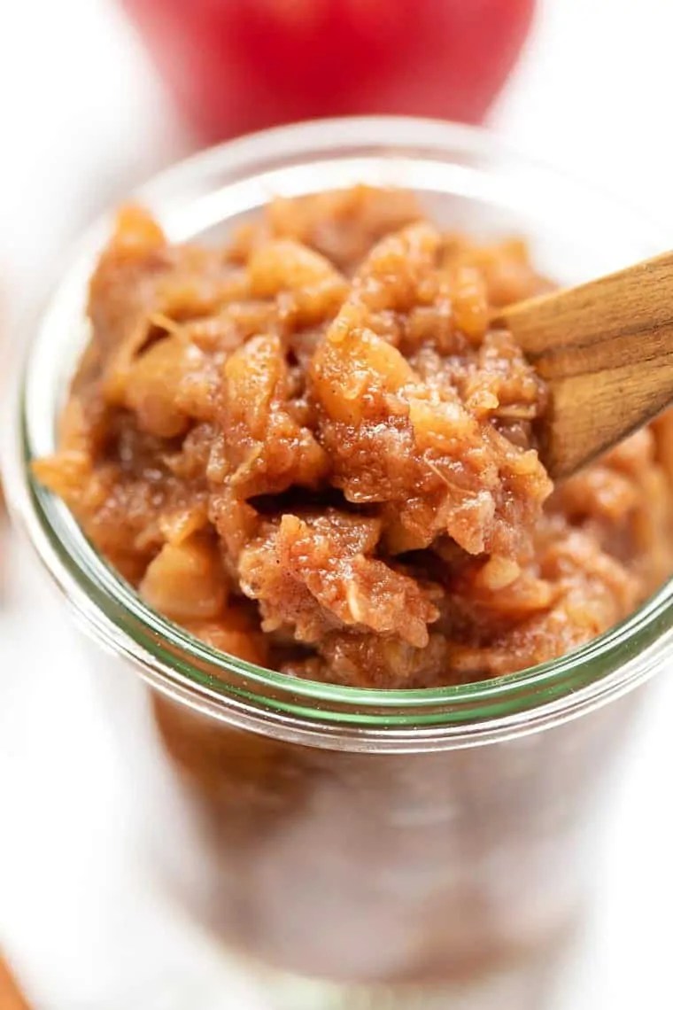 Homemade Chunky Cinnamon Applesauce [Quick & Easy] Simply Quinoa