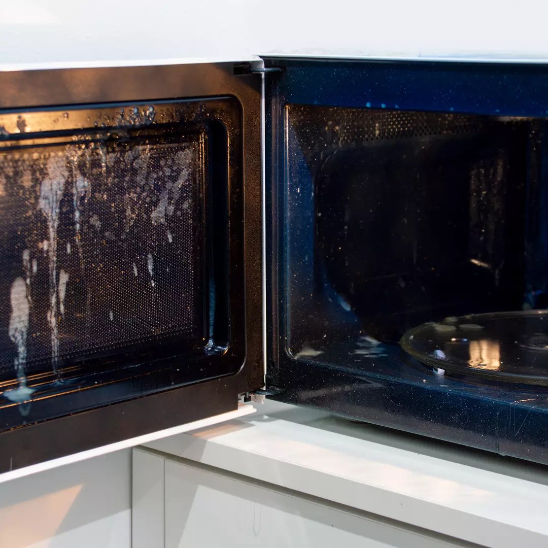 How to Clean a Microwave Simply Spotless Cleaning