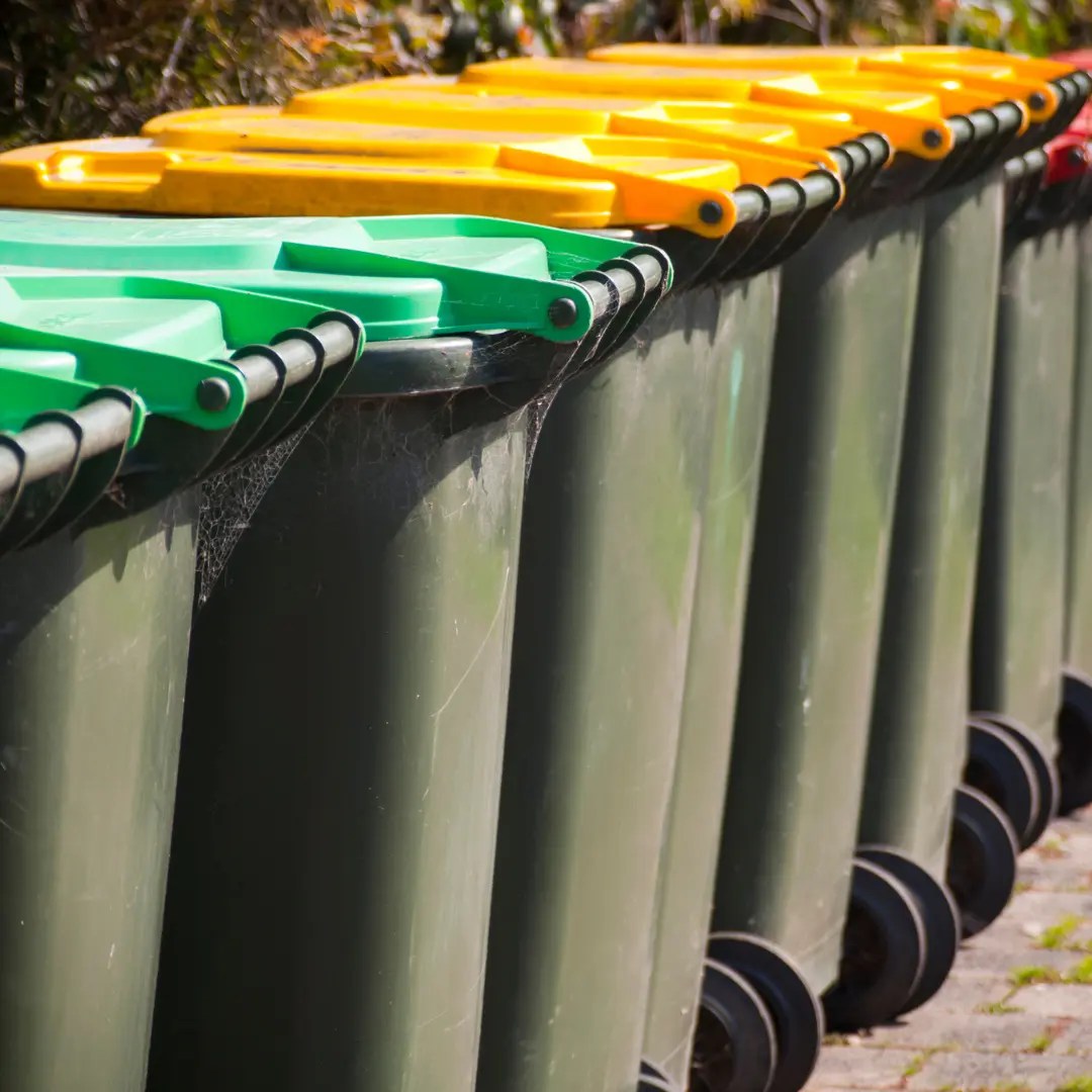 How to Clean a Wheelie Bin Simply Spotless Cleaning