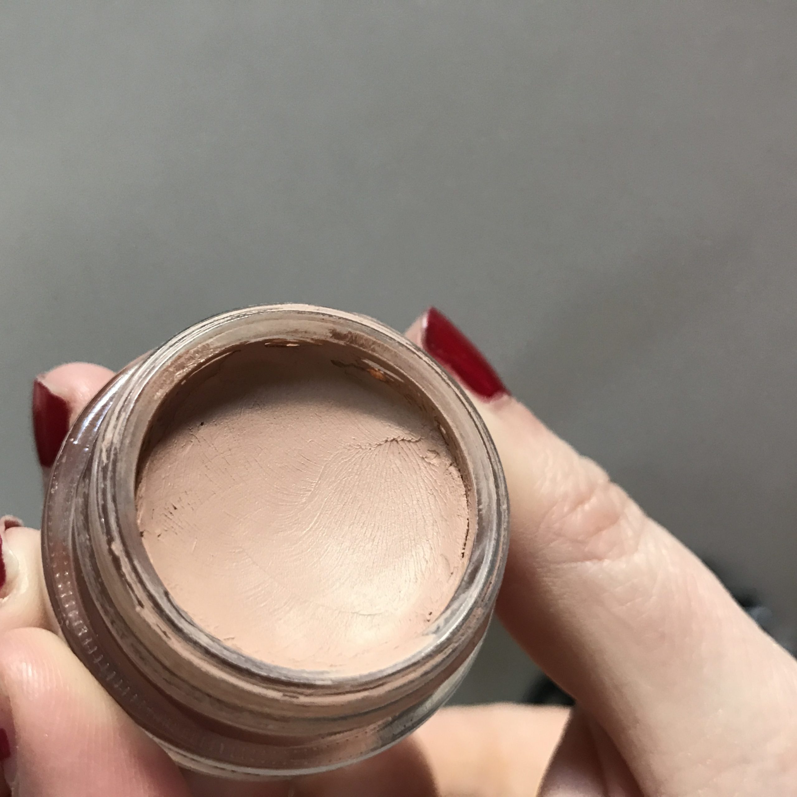 Best way to apply mac paint pots