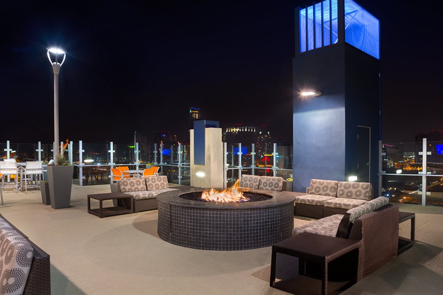 Downtown Austin Apartments on Rainey Street SkyHouse Austin Gallery