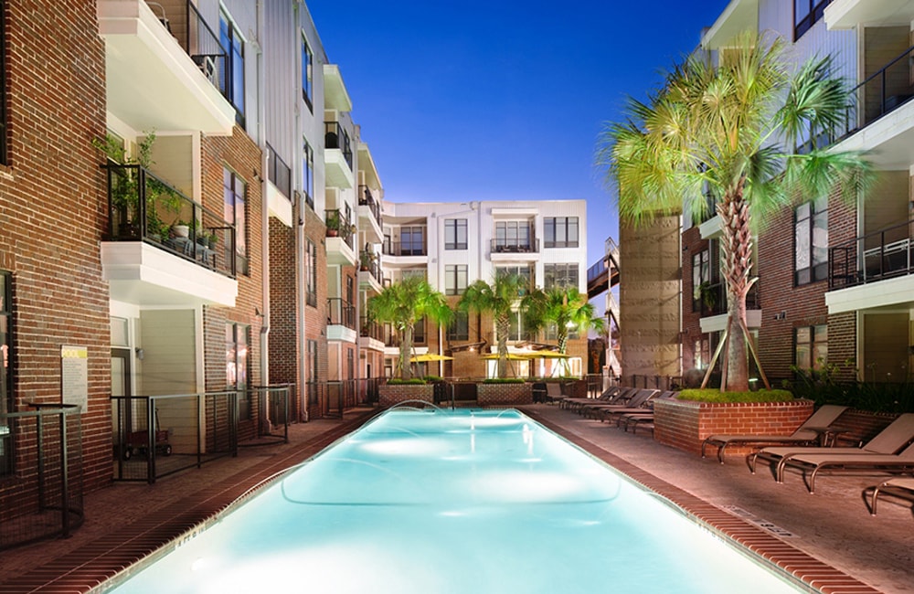 Houston Heights Apartments 2125 Yale Houston, Texas The Heights