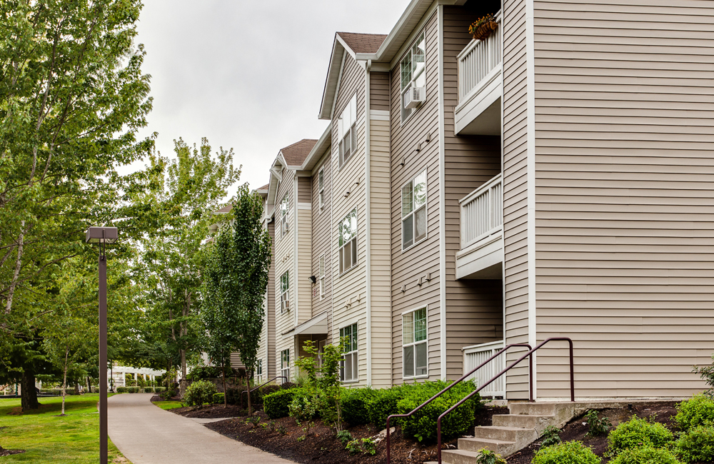 Tanasbourne Apartments in Beaverton, OR Quatama Crossing Home