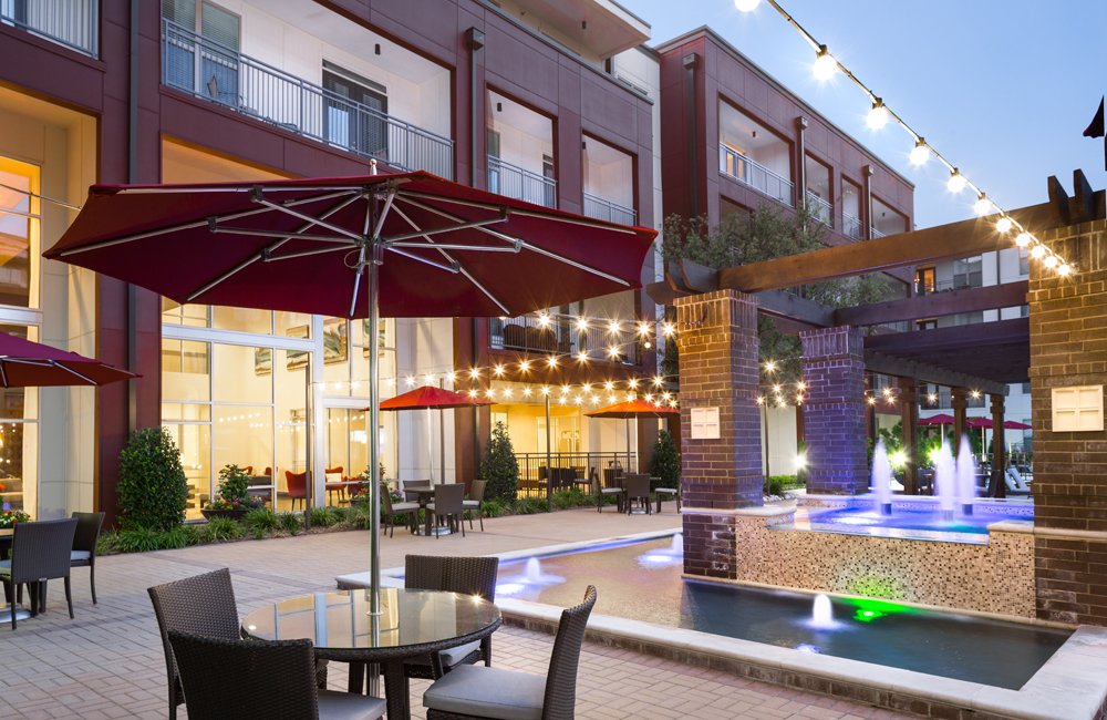 KnoxHenderson Apartments Strata Dallas, TX