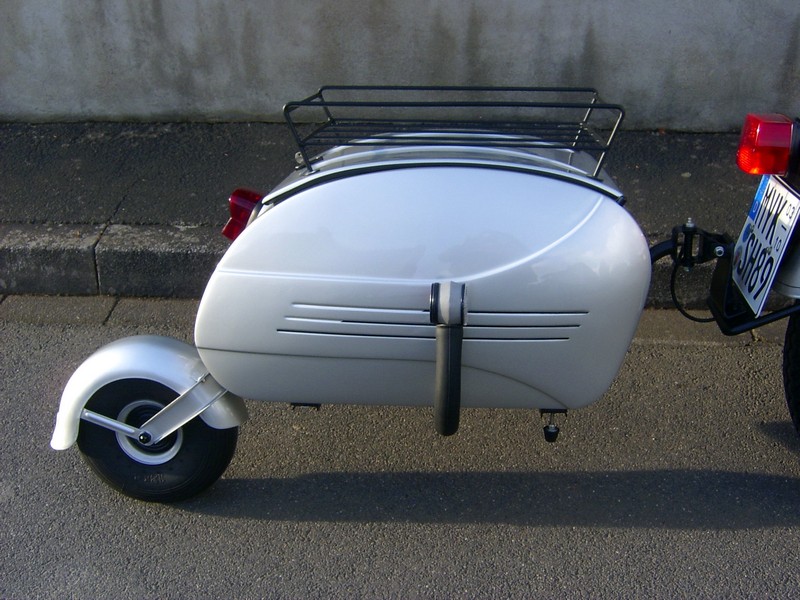 Modern Vespa GTS Trailer hitch looks good...edit Or not