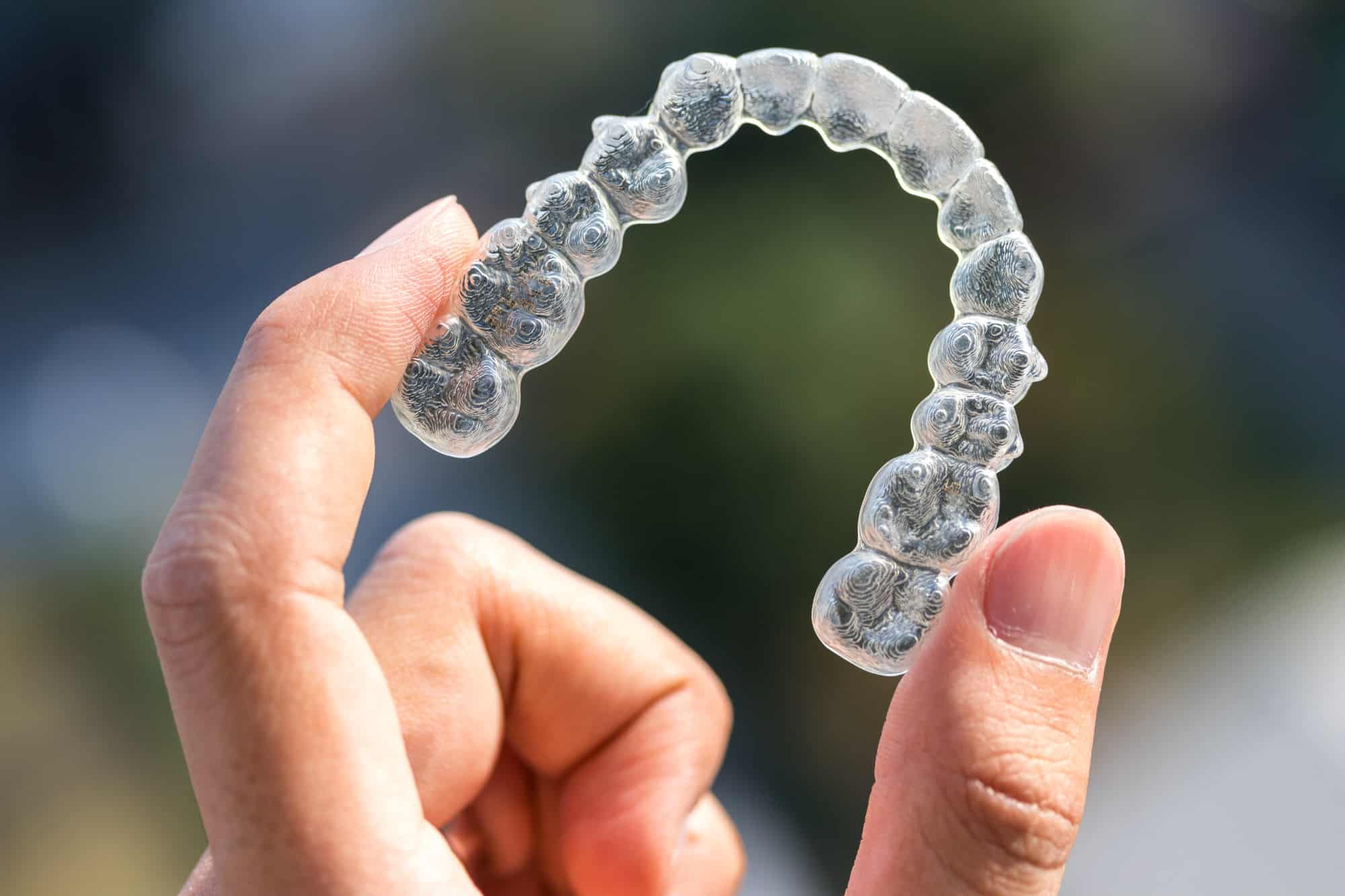 The Do’s and Don'ts of How to Keep Invisalign Clean
