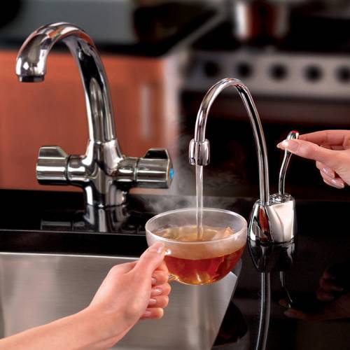GN1100 Steaming Hot Water Tap