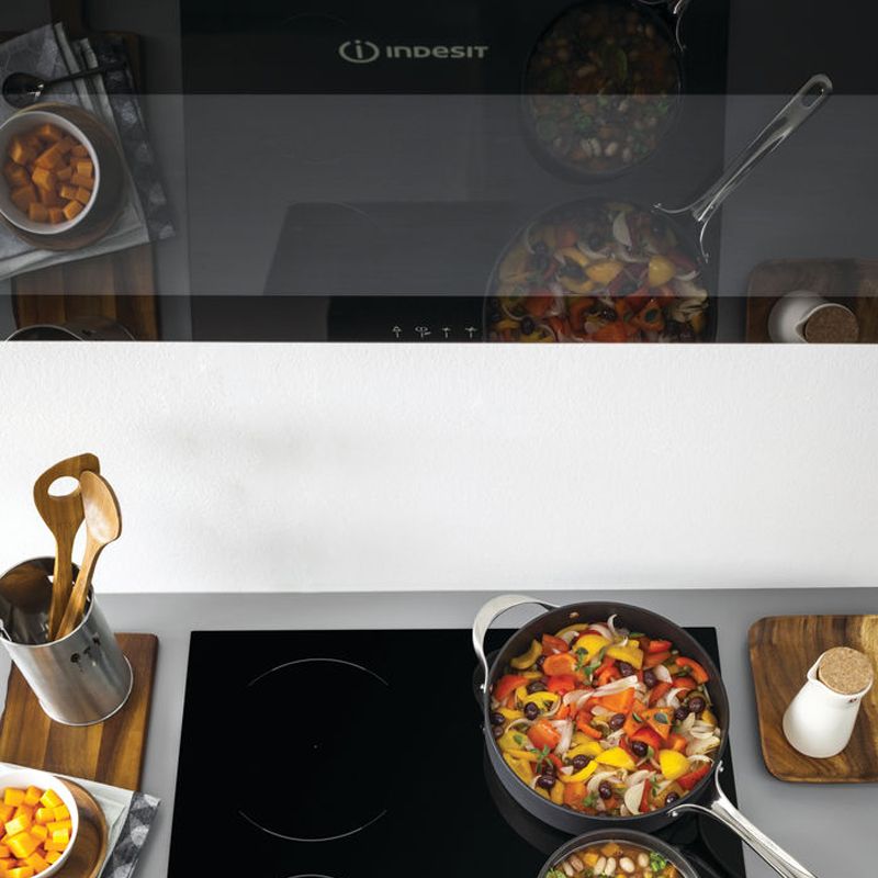 Indesit IHVP 6.6LMK 60cm Angled Cooker Hood
