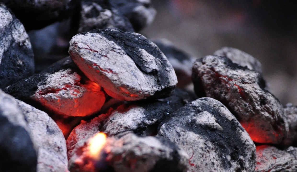 Process Of Making Charcoal Briquettes Henan Gomine