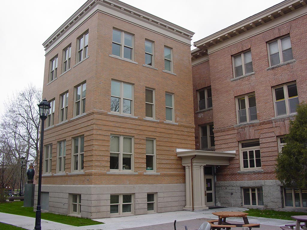 UM Math Building Sirius Construction & Development