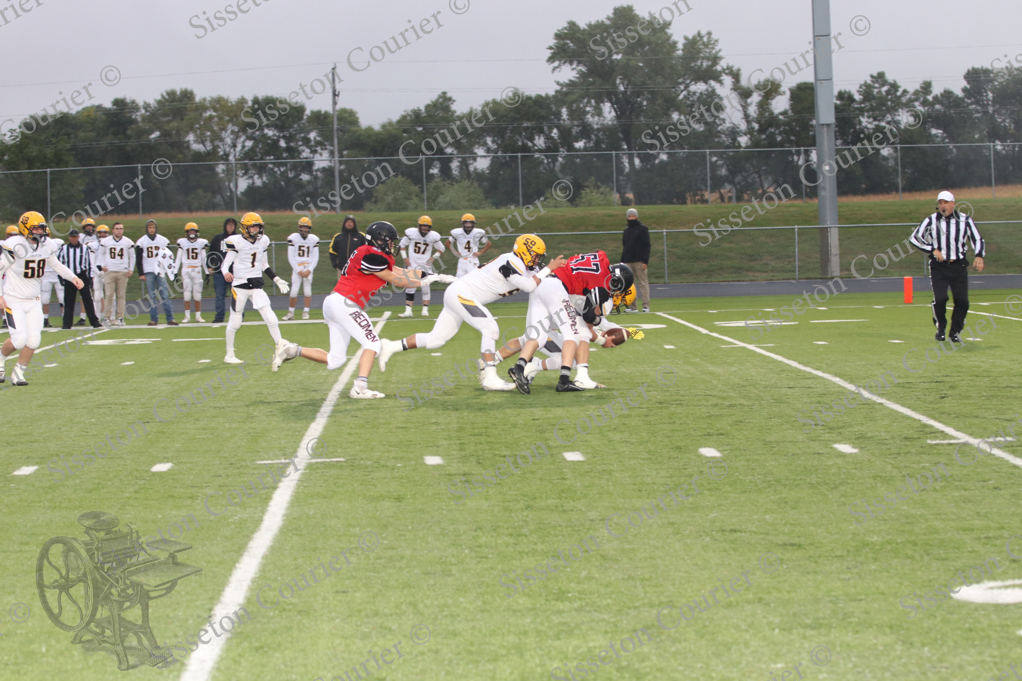 2020 Football Groton Sisseton Courier