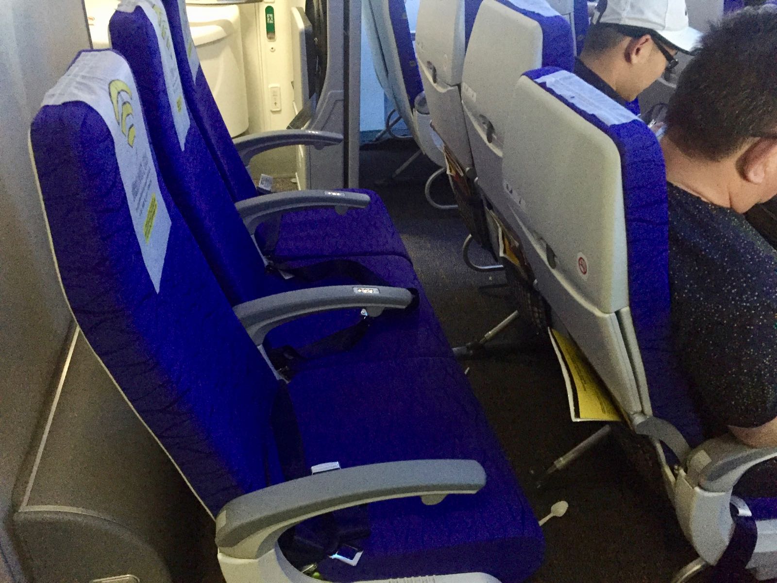 Flight review Scoot Air Sydney to Singapore TZ1