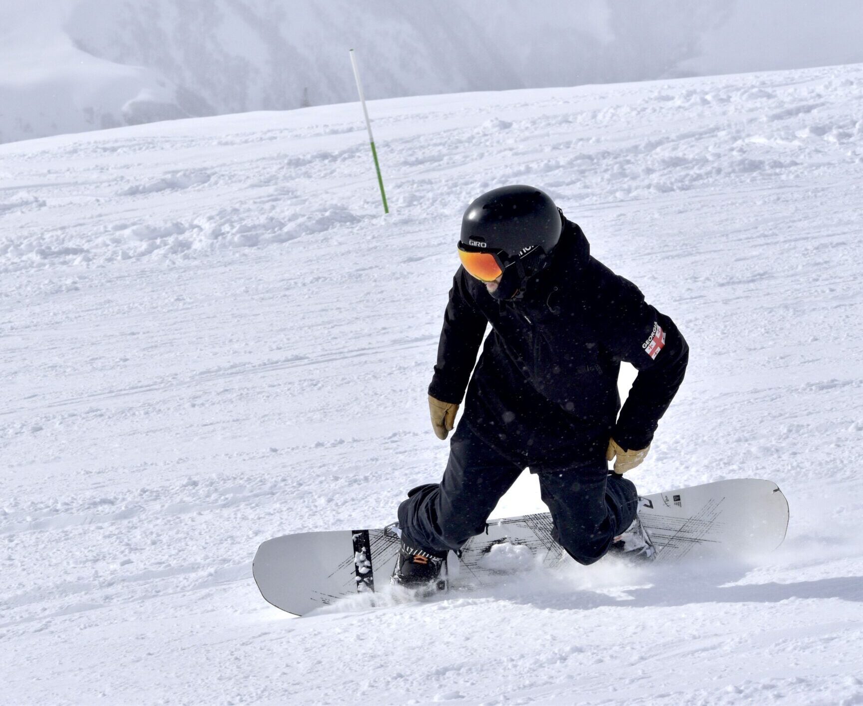 Snowboard training snowboarding lessons in Gudauri.
