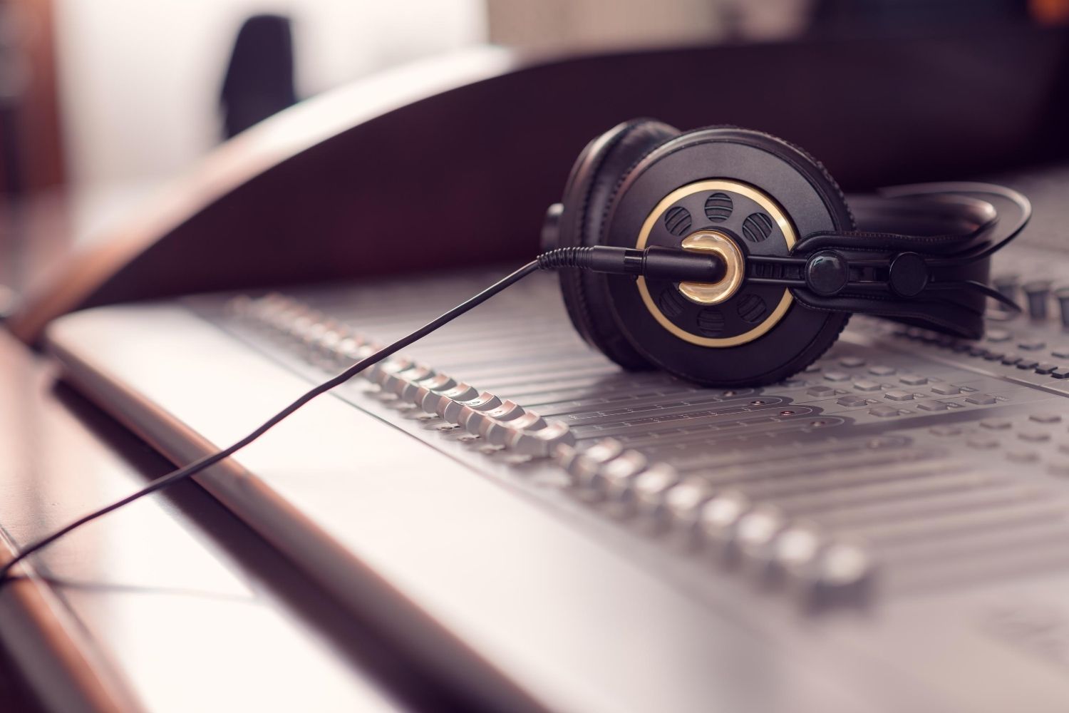 Music Production 101 Learn The Basics Of Music Production Skill Success