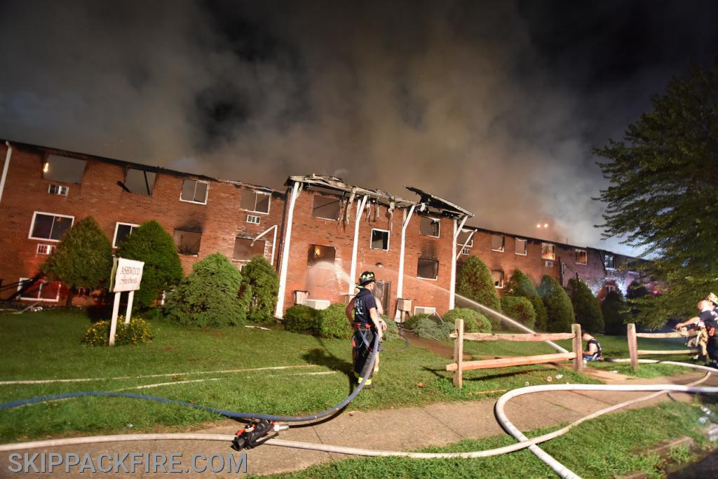 Blaze destroys North Coventry apartment building Blaze destroys North Coventry apartment building