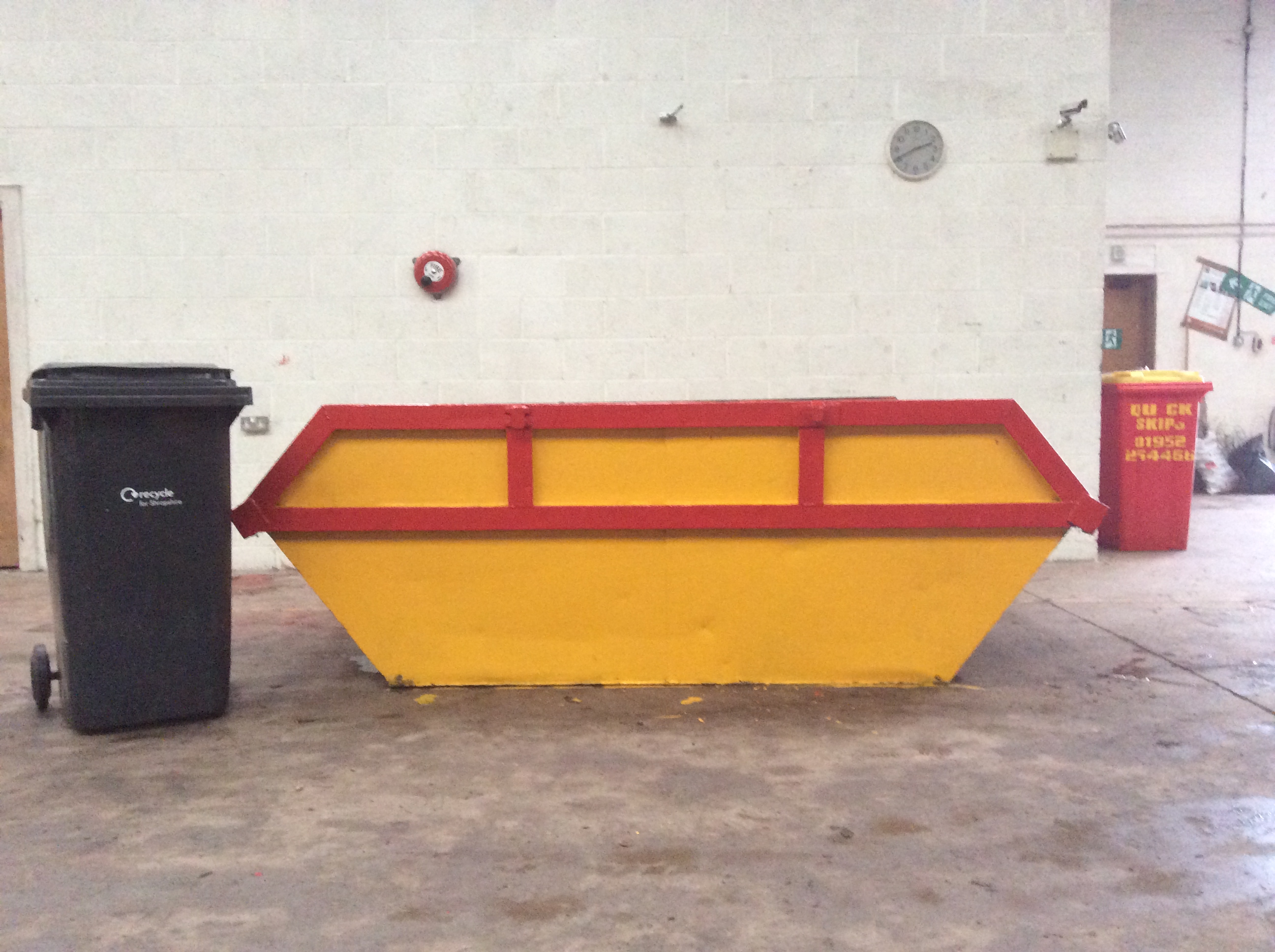 Maxi Skip SkipsTelford Cheap Skips in Telford