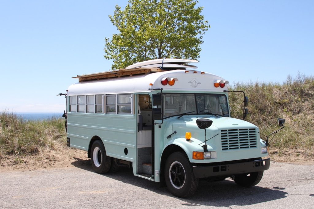 5 Best Places to Buy a Used School Bus for Sale (+3 Buying Tips)