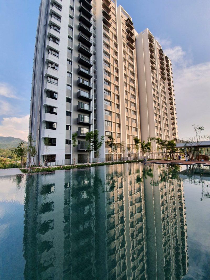 Kingfisher Inanam Kota Kinabalu sky architects