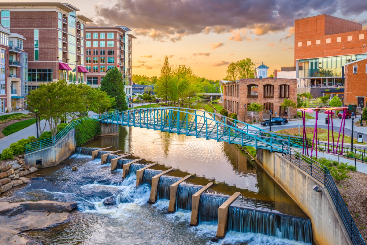 Business Class Flights to Greenville Save money Today
