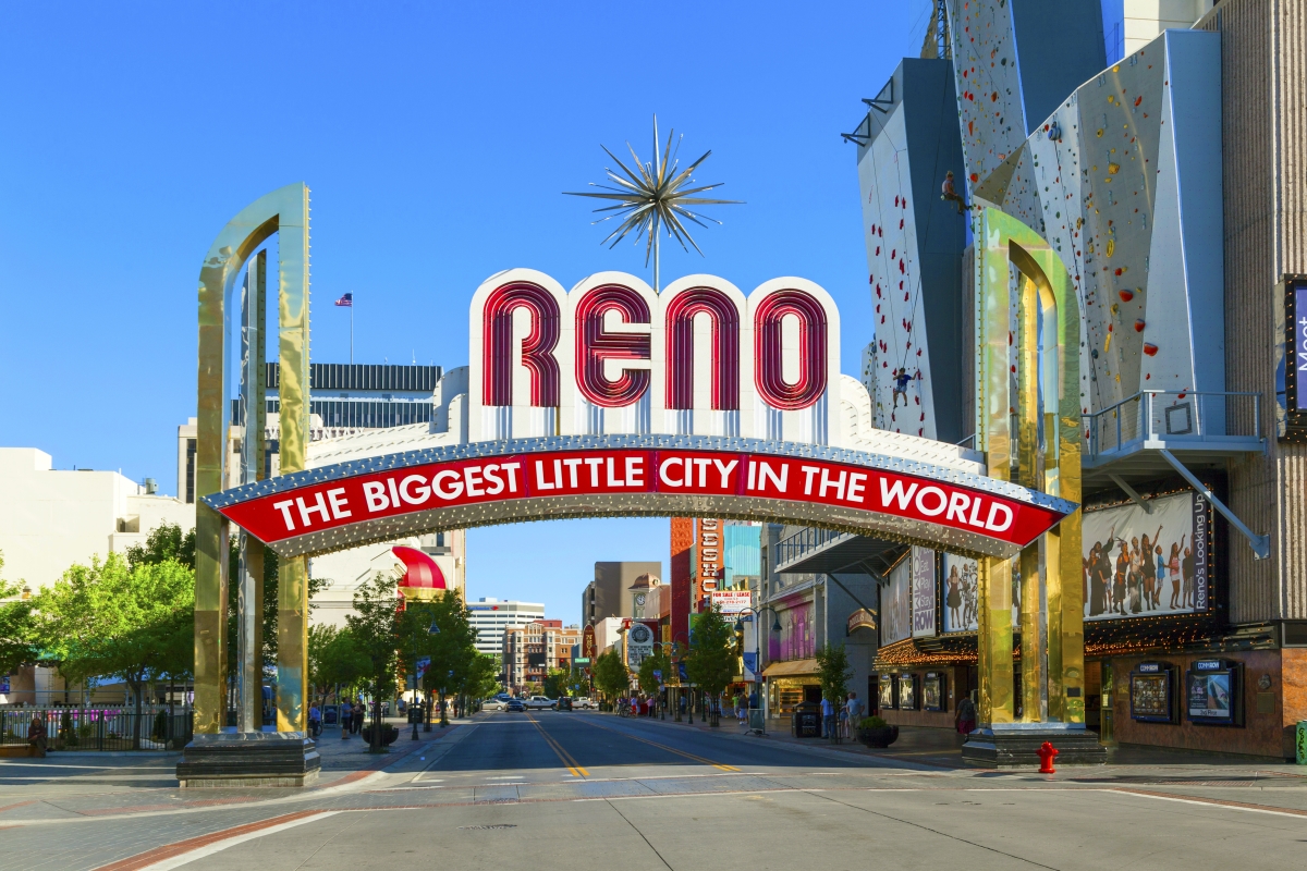 Business Class Flights to Reno Save Money Today