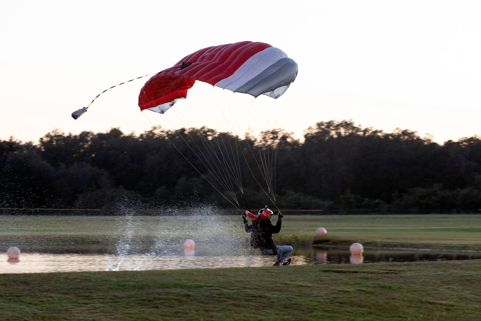 Canopy Piloting Freestyle Skillz in the Hillz Camp Skydive City