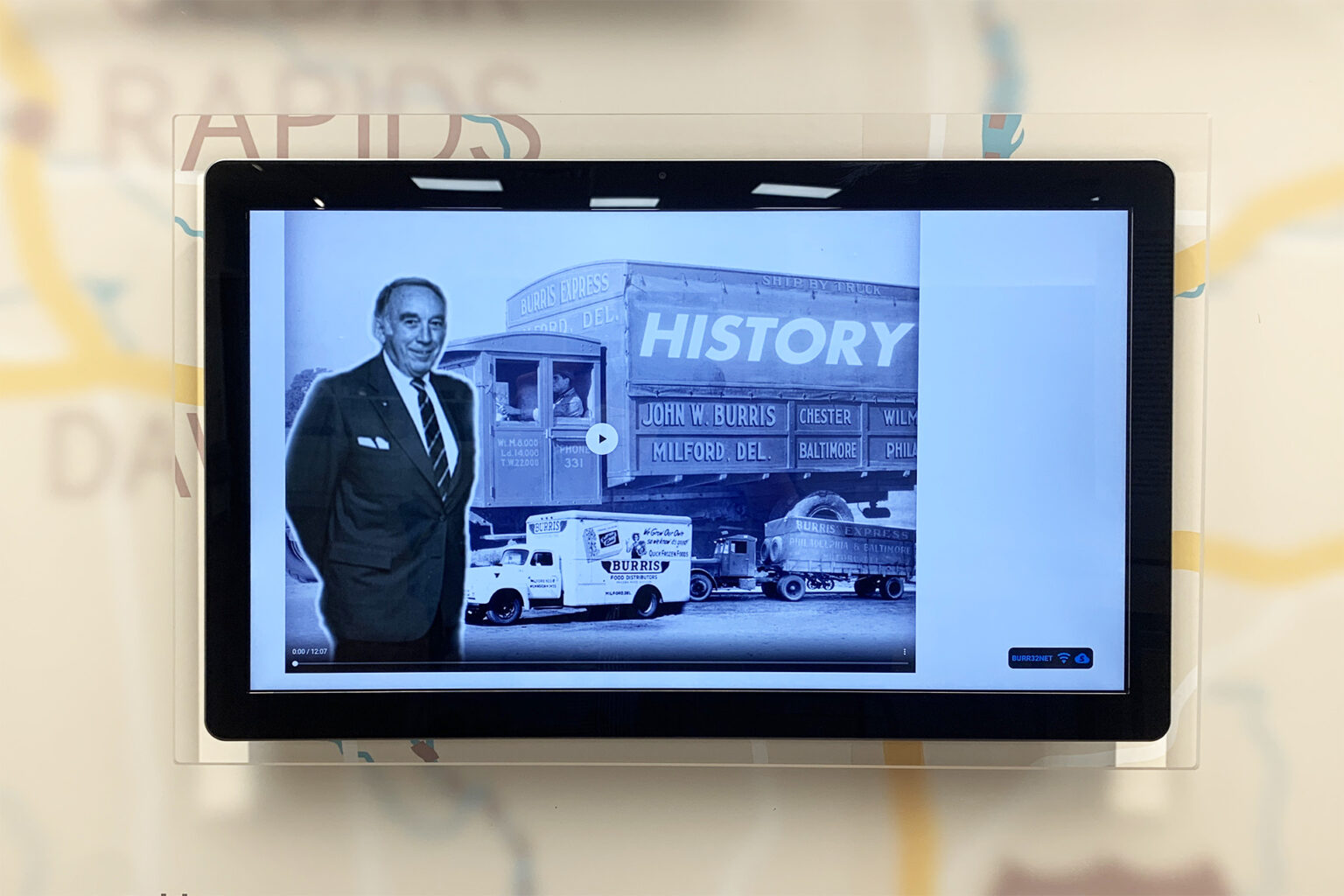 Burris Logistics Increase Employee Engagement Through Digital Signage