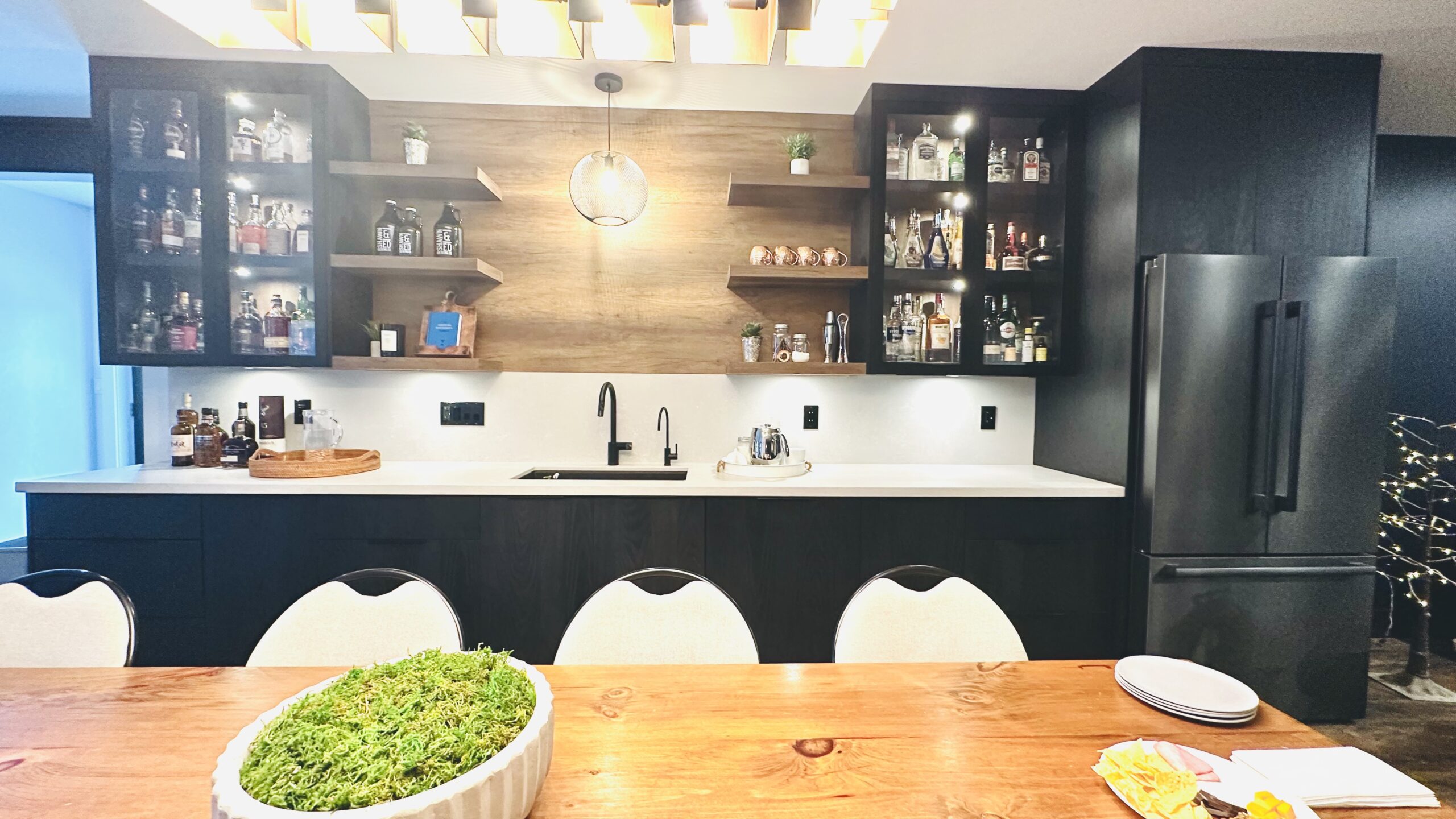 Media & Bars 14 – Sky Kitchen