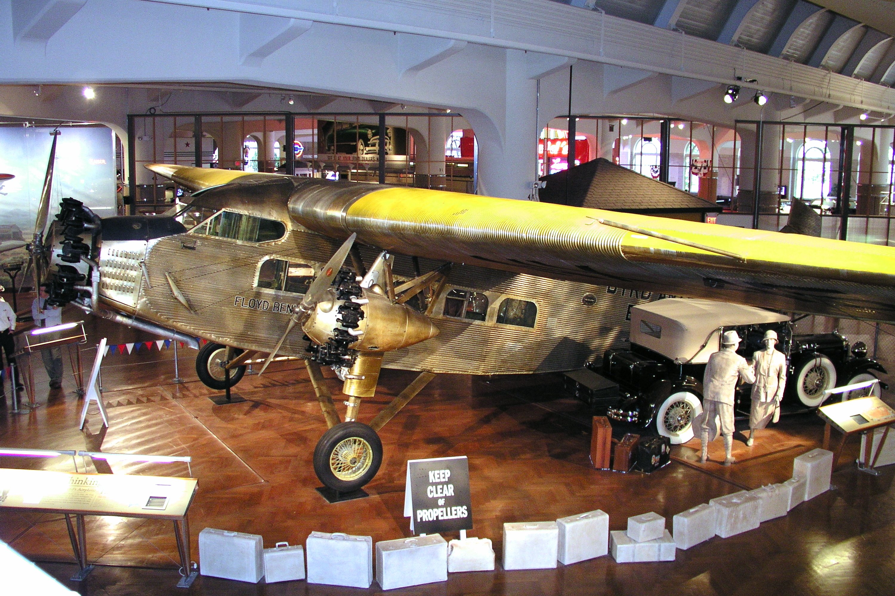 Ford 4ATB Trimotor (aka TriMotor, Tin Goose) 3Engine HighWing