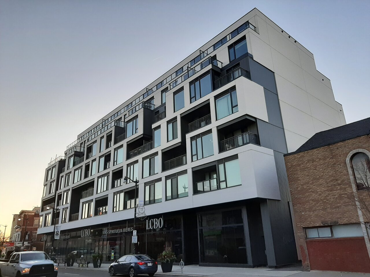 Duke Condos Sky Window Technologies