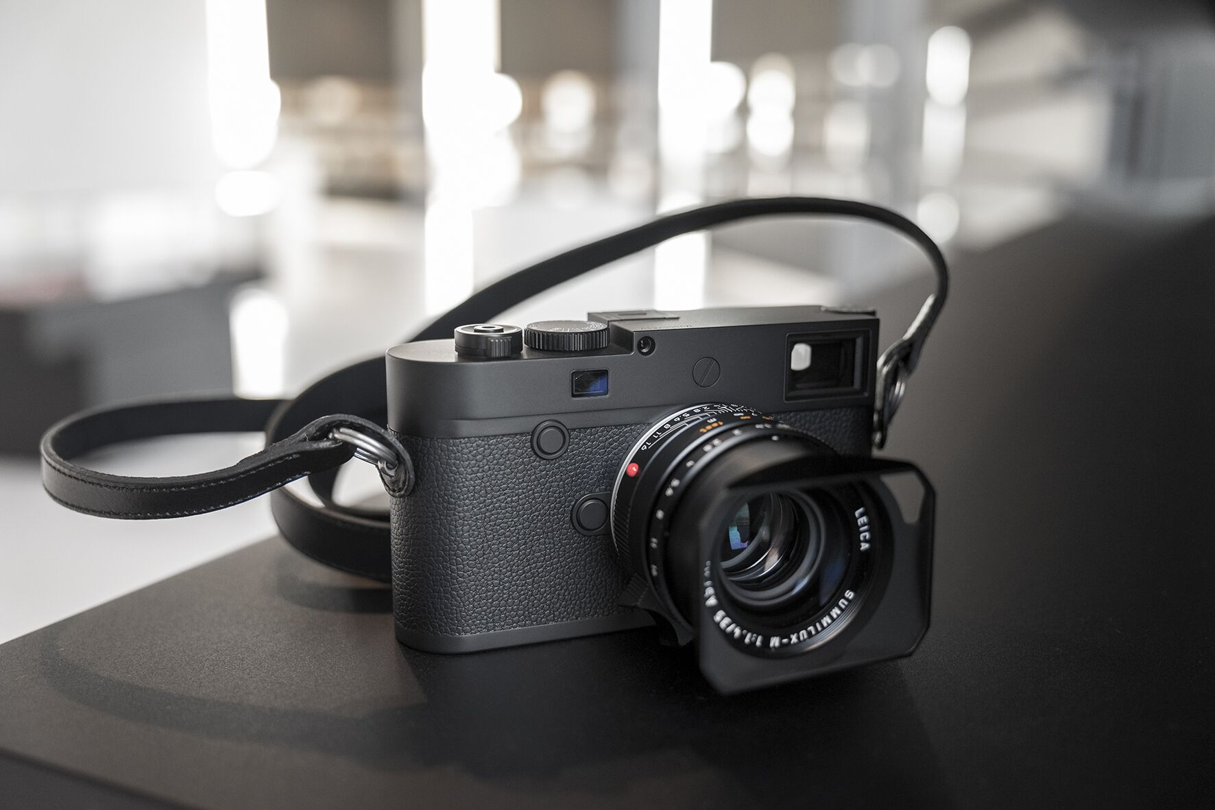 Leica M10 Monochrom is a new 8k camera with no color SlashGear