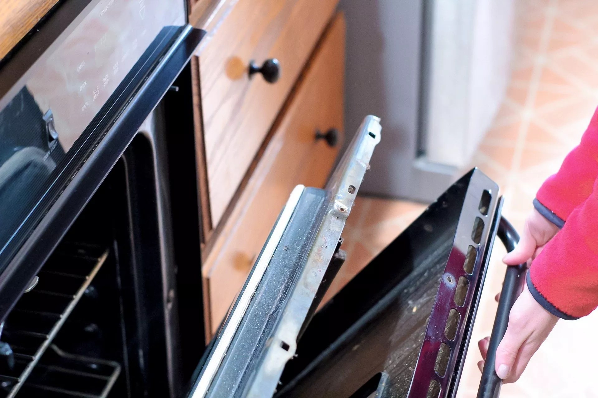 How To Clean Oven Glass Door