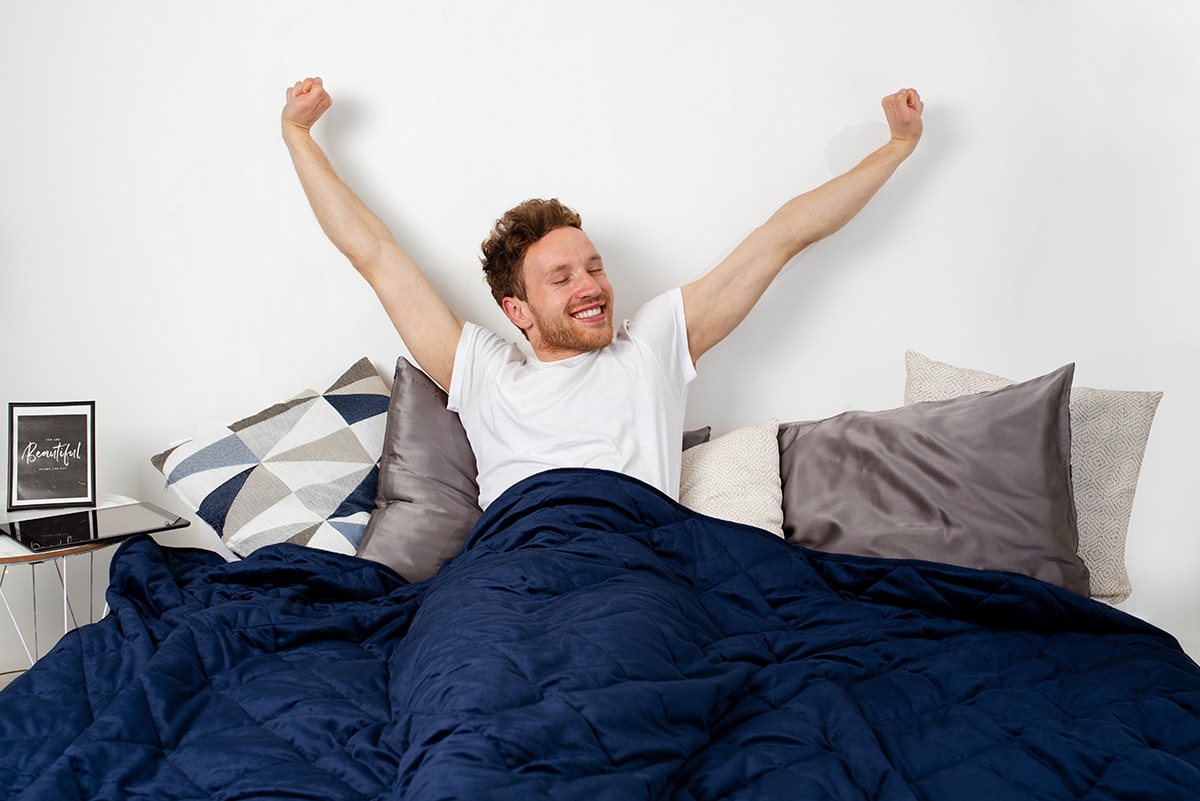 Our 3 Best Weighted Blankets for Fibromyalgia Pain