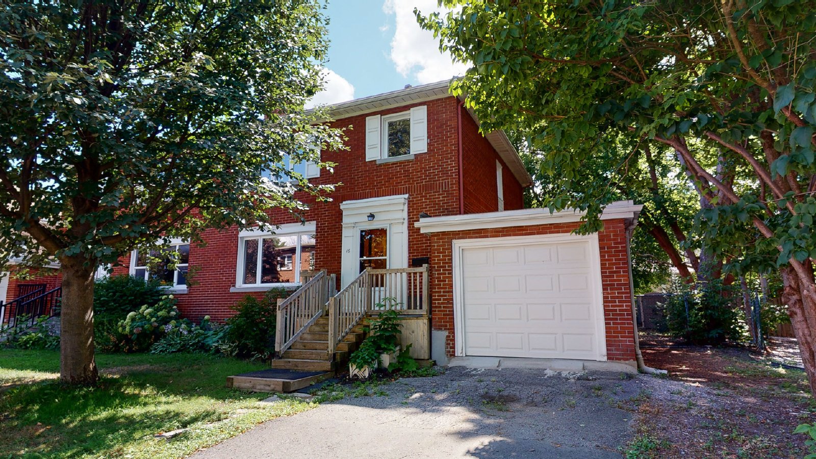 16 Lenore Place Ottawa, ON K1L 7X9 Sleepwell Property Management