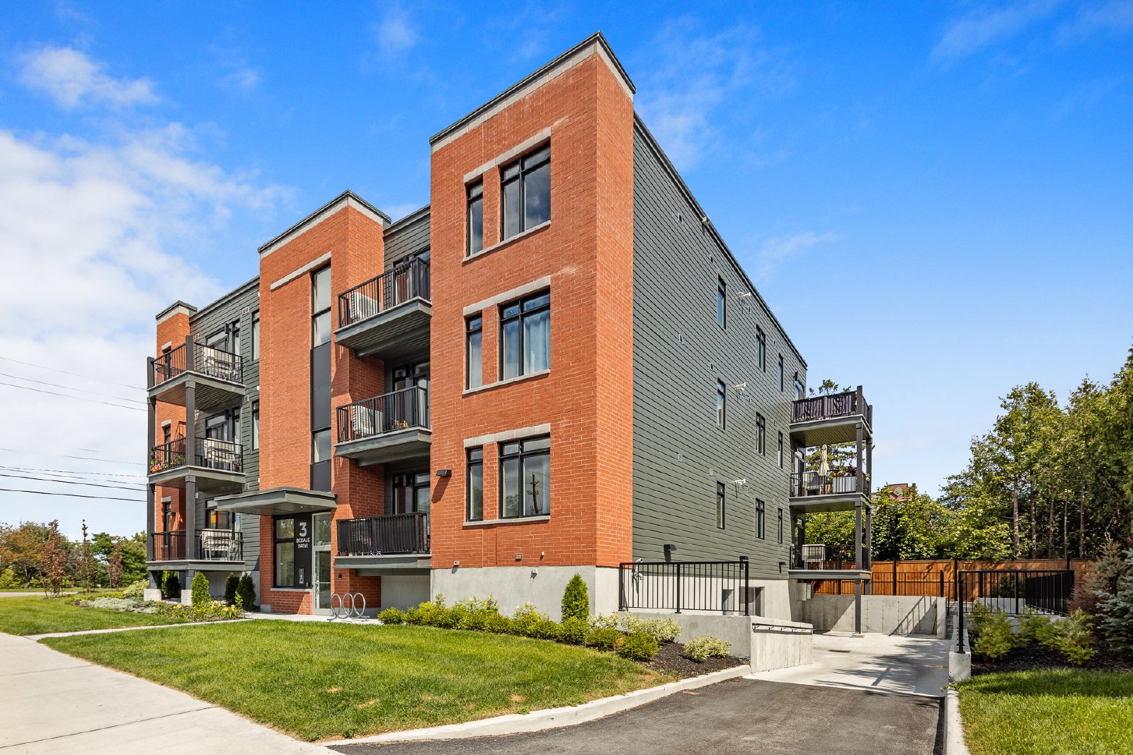 3 Bedale Drive 303 Ottawa, ON K2H 5L9 Sleepwell Property Management