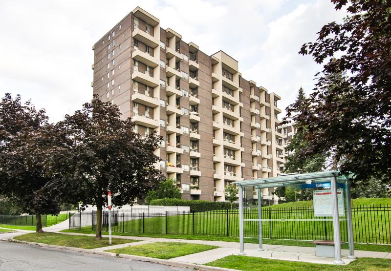 Slideshow PropertySpaces 35 Ormskirk Avenue, Toronto, ON, Canada