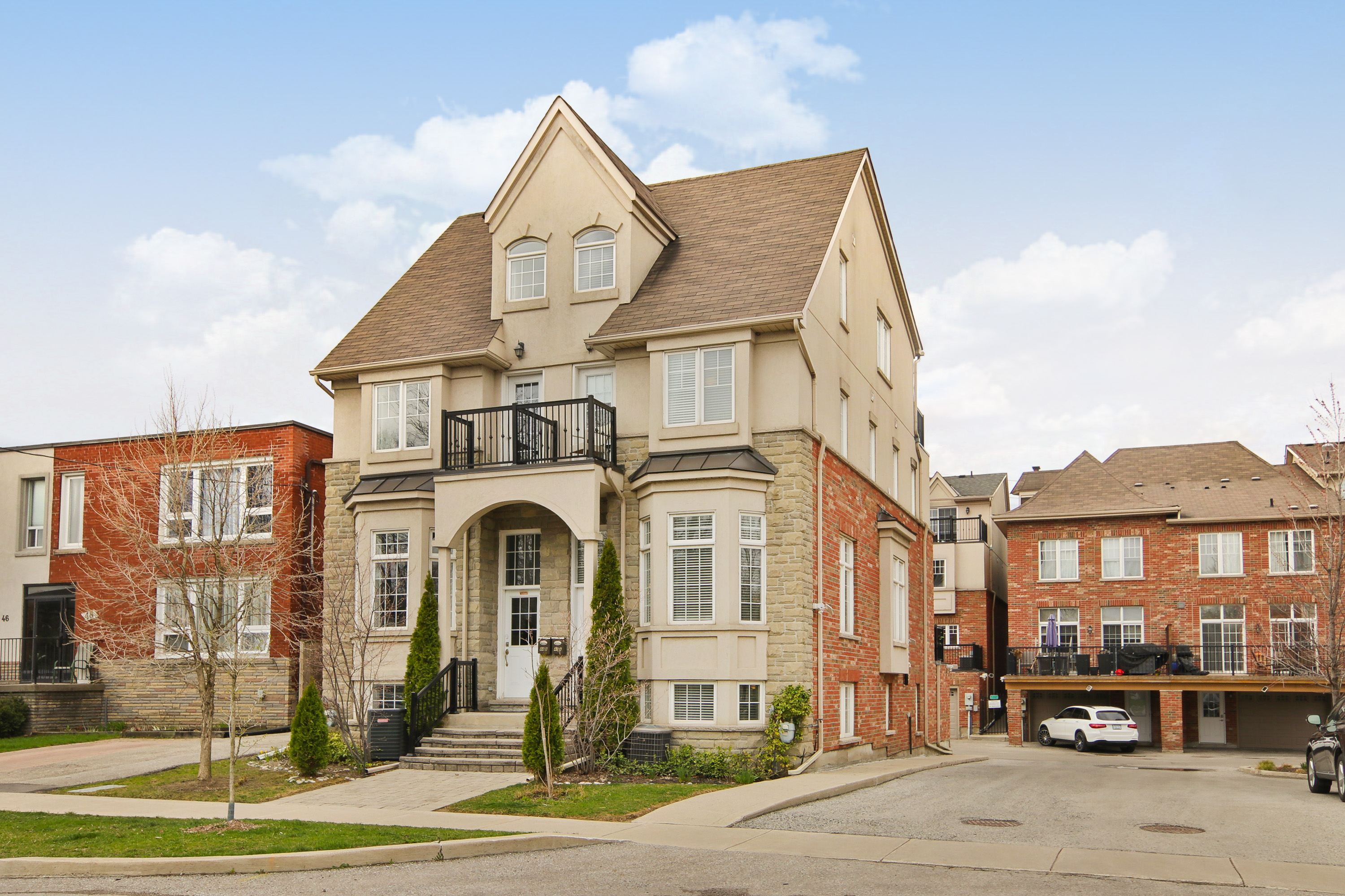 Slideshow PropertySpaces 44a Avenue, Etobicoke, ON, Canada