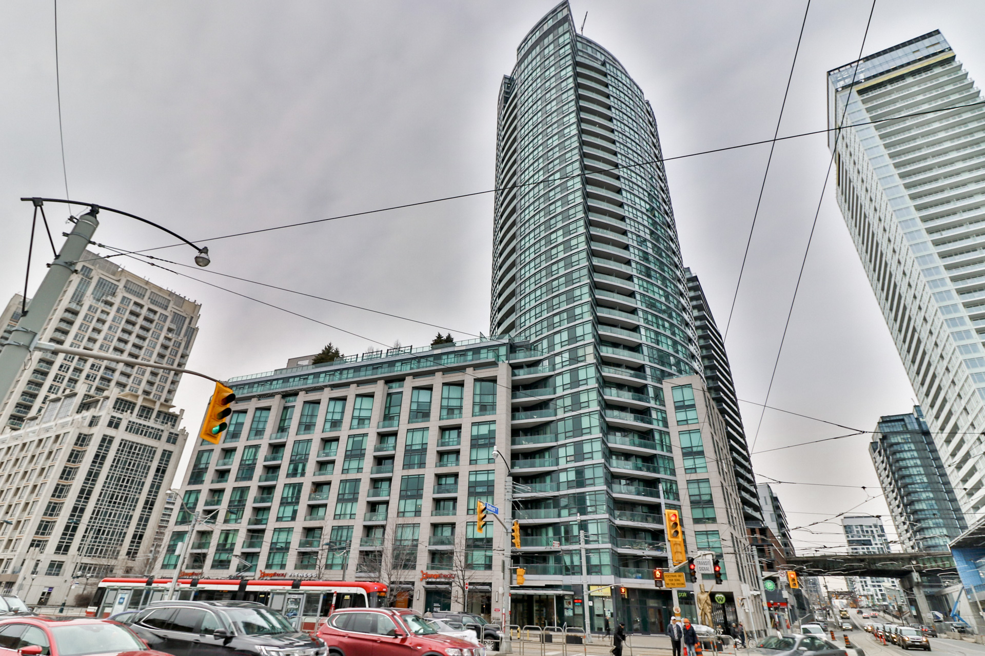 Slideshow PropertySpaces 600 Fleet Street, Toronto, ON, Canada