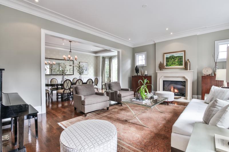 Slideshow PropertySpaces 48 Edenbridge Drive, Etobicoke, ON, Canada