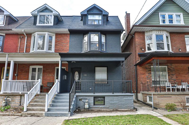 Slideshow PropertySpaces 236 Grace Street, Toronto, ON, Canada