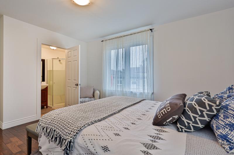 Slideshow PropertySpaces 93 Denbigh Crescent, North York, ON, Canada