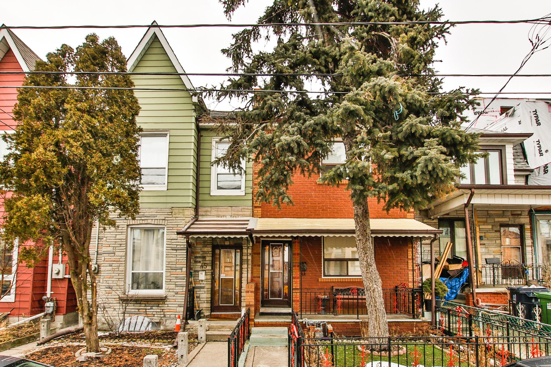 Slideshow PropertySpaces 43 Perth Avenue, Toronto, ON, Canada