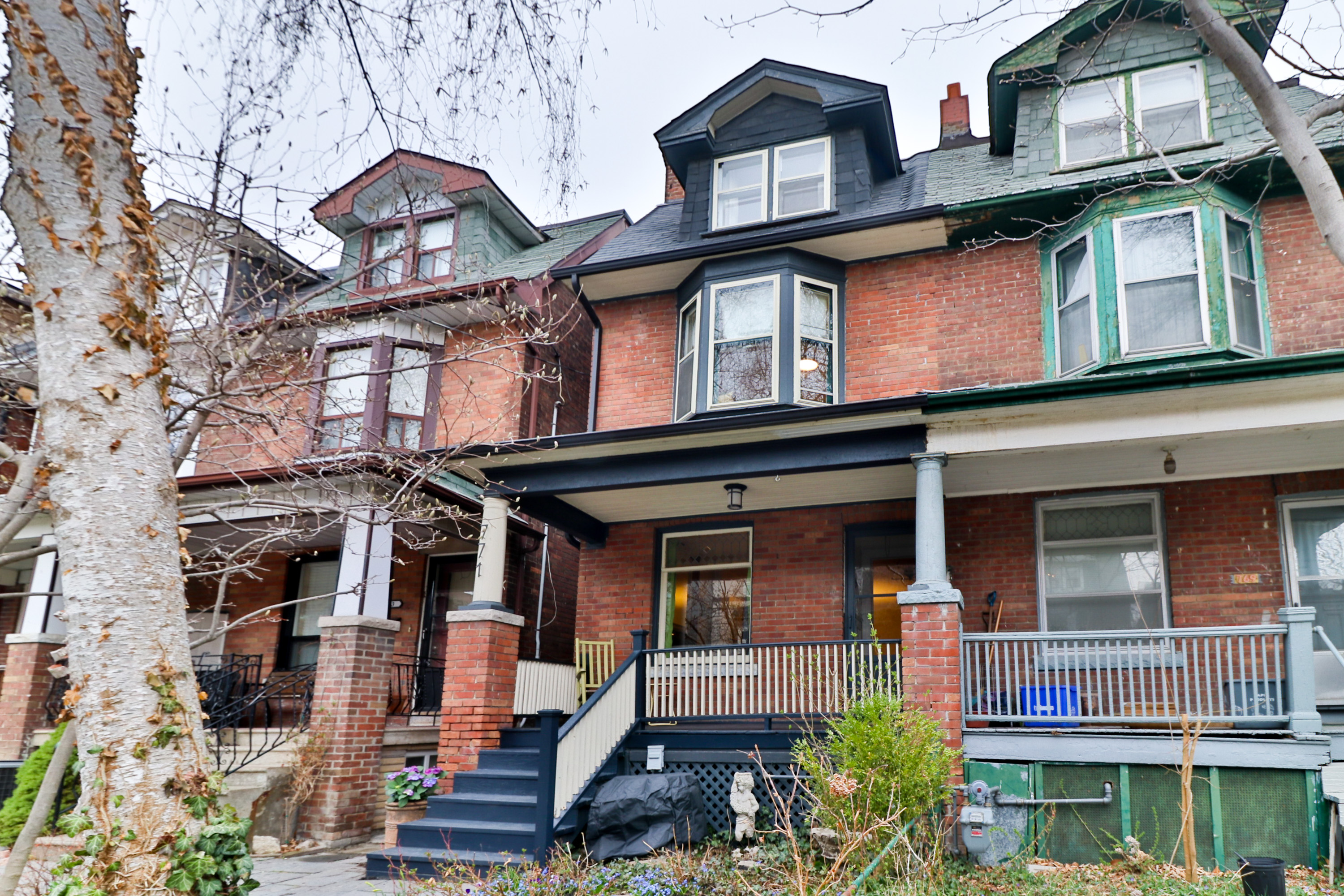 Slideshow PropertySpaces 771 Markham Street, Toronto, ON, Canada