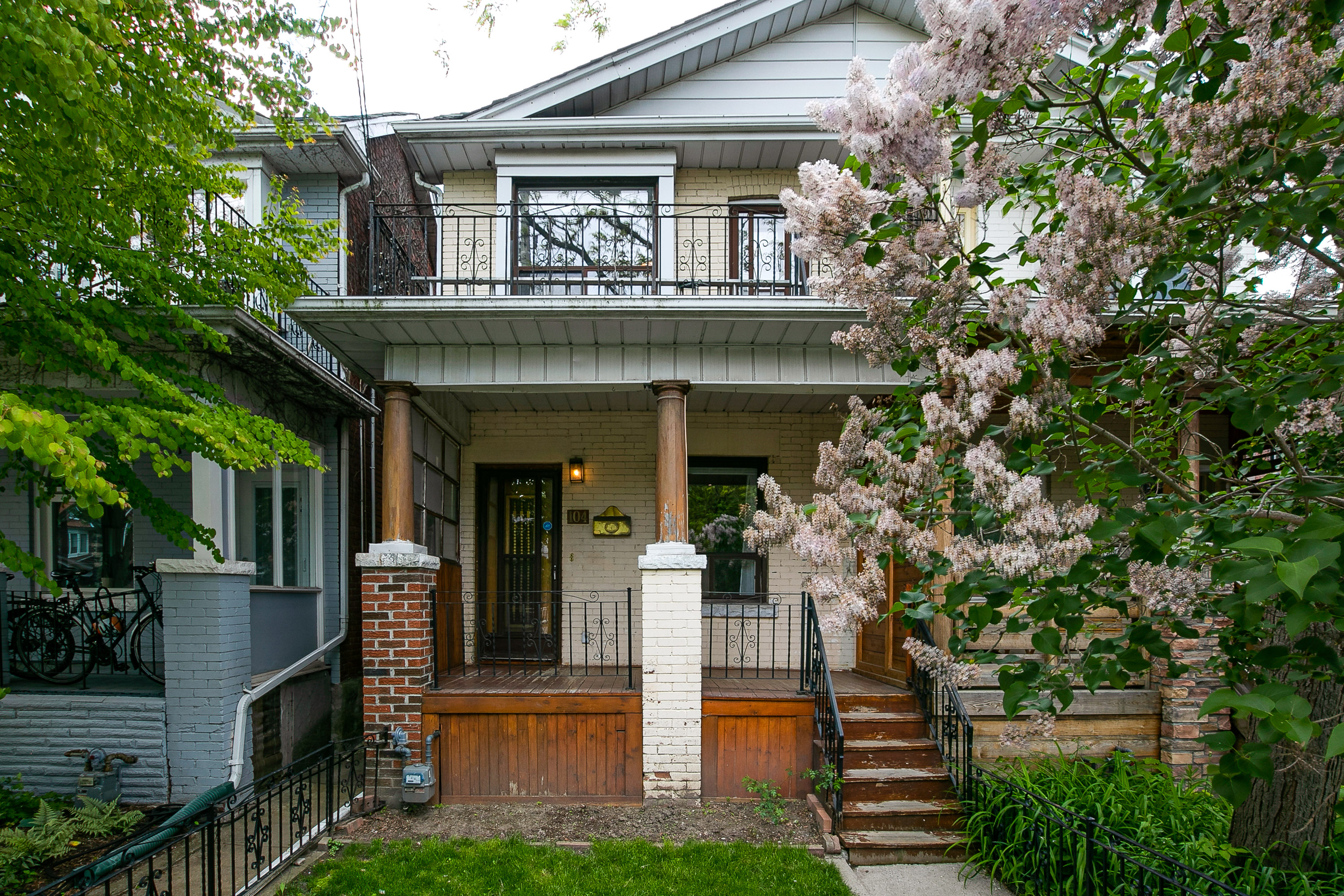 Slideshow PropertySpaces 104 Salem Avenue, Toronto, ON, Canada