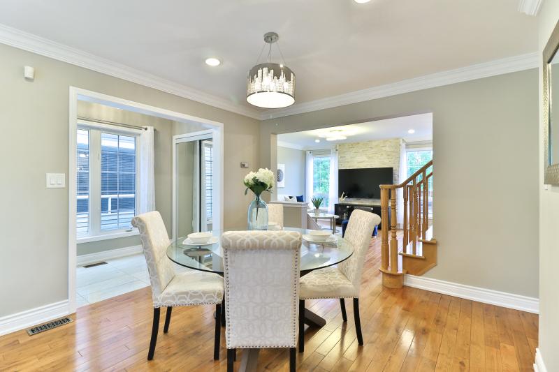 Slideshow PropertySpaces 957 Donnelly Street, Milton, ON, Canada