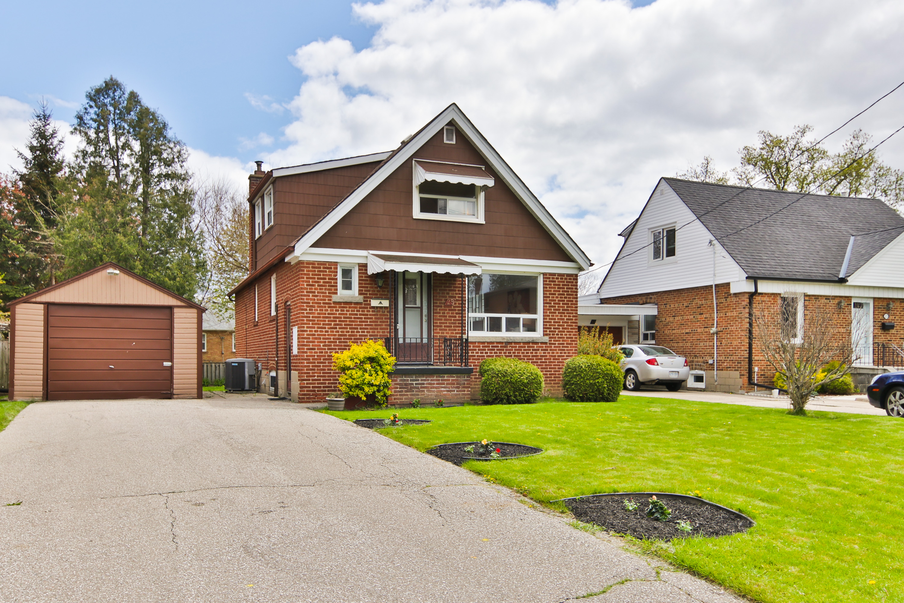 Slideshow PropertySpaces 25 Noranda Drive, North York, ON, Canada