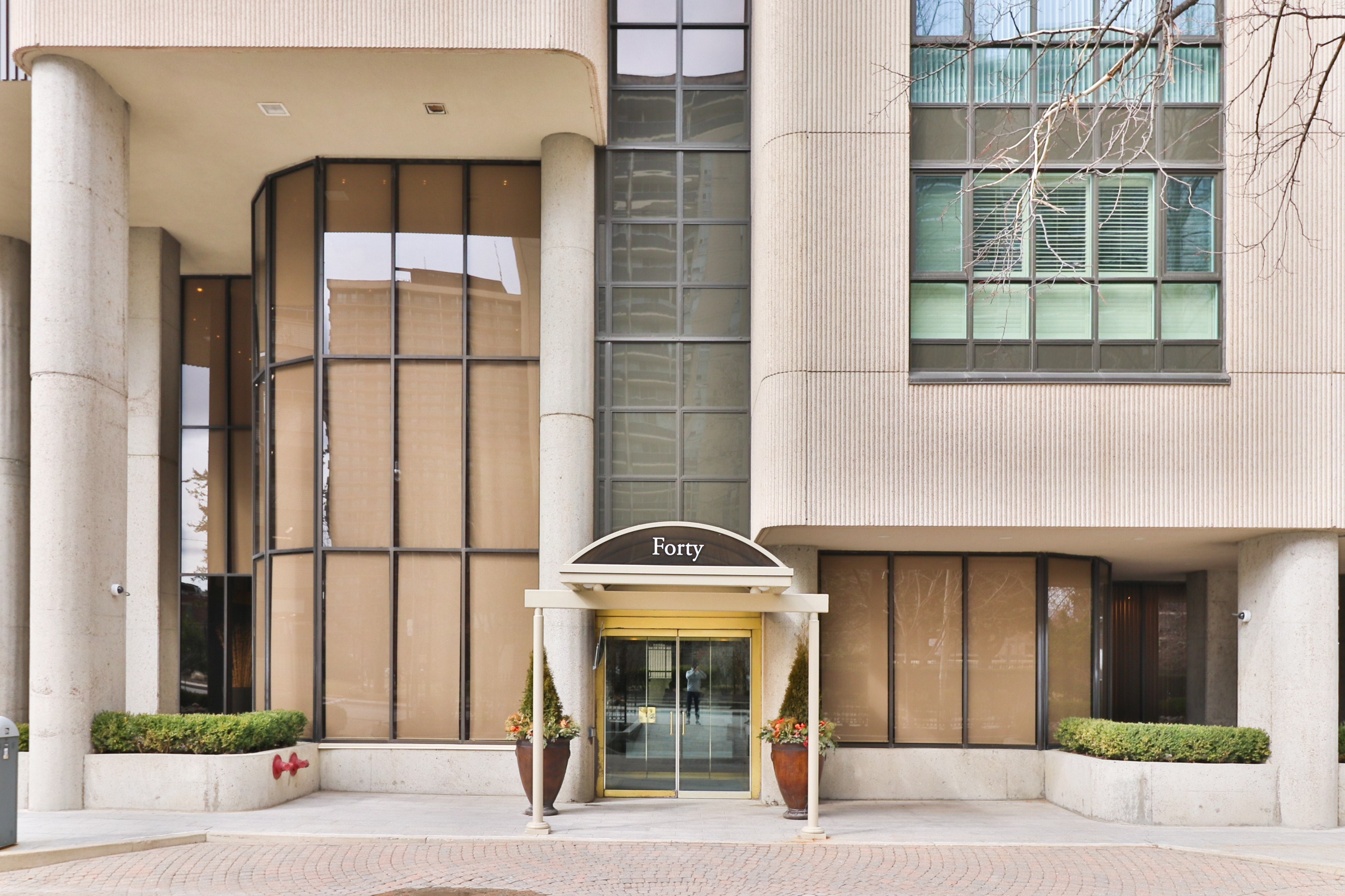 Slideshow PropertySpaces 40 Rosehill Avenue, Toronto, ON, Canada