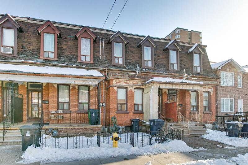 Slideshow PropertySpaces 211 Osler Street, Toronto, ON, Canada