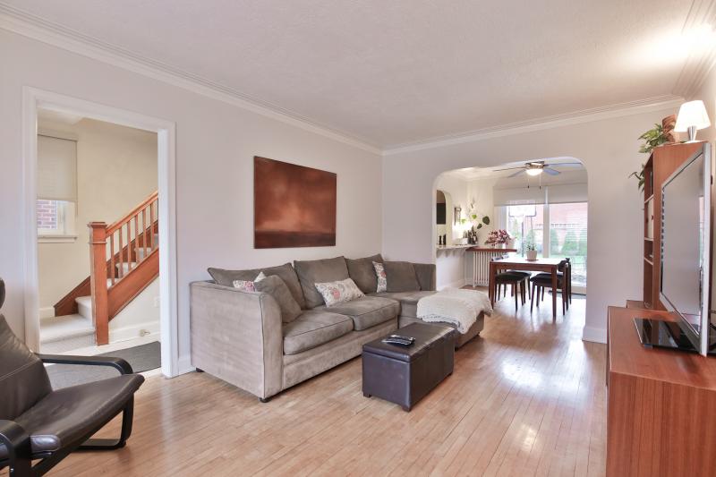 Slideshow PropertySpaces 42 Royal York Road, Etobicoke, ON, Canada