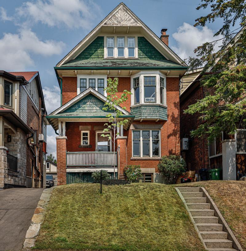 Slideshow PropertySpaces 18 Glenwood Avenue, Toronto, ON, Canada