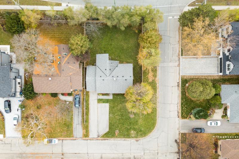 Slideshow PropertySpaces 64 Southwell Drive, North York, ON, Canada